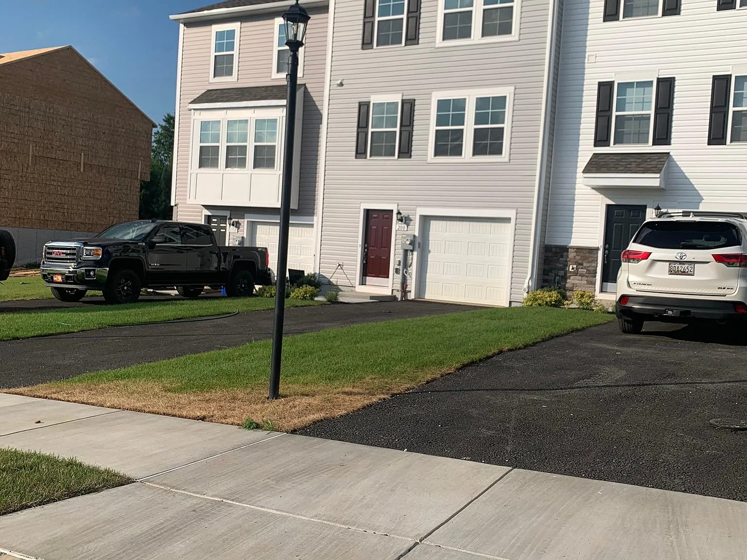 200 Homestead Dr — Photo 1