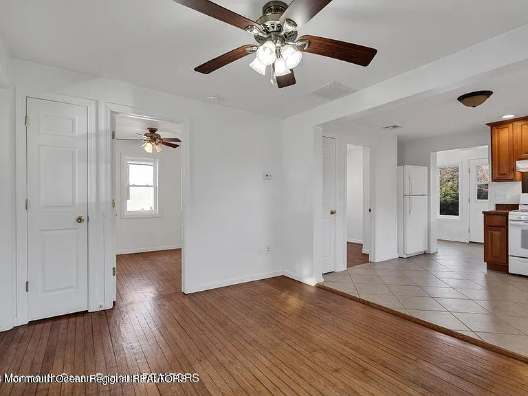 1708 Lake Dr — Photo 19