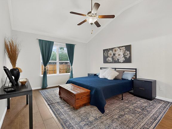4th image of 1510 Coldwater Holw
