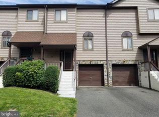 707 Alpine Trl, Neptune, NJ 07753