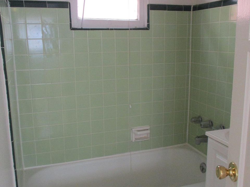 1st image of 2224 Garnet Ave