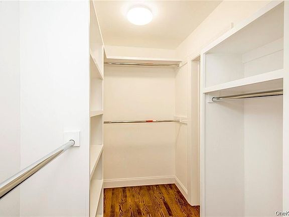 3rd image of 41 Merritt Ave