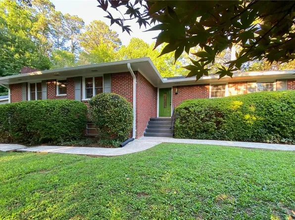 1275 Oak Grove Dr, Decatur, GA 30033