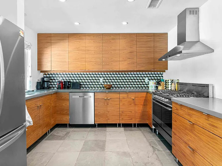 1450 N Vaquero Rd — Photo 10