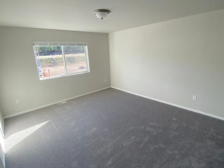 100 NE Belfair Station Dr — Photo 12