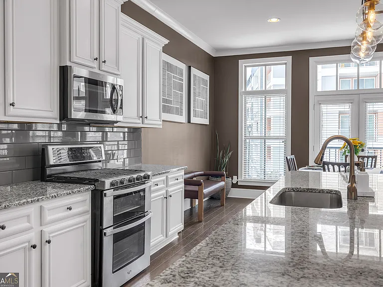 720 Avondale Hills Dr — Photo 8