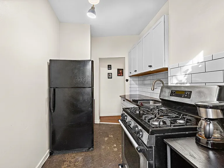 275 Harrison Ave #B4 — Photo 8