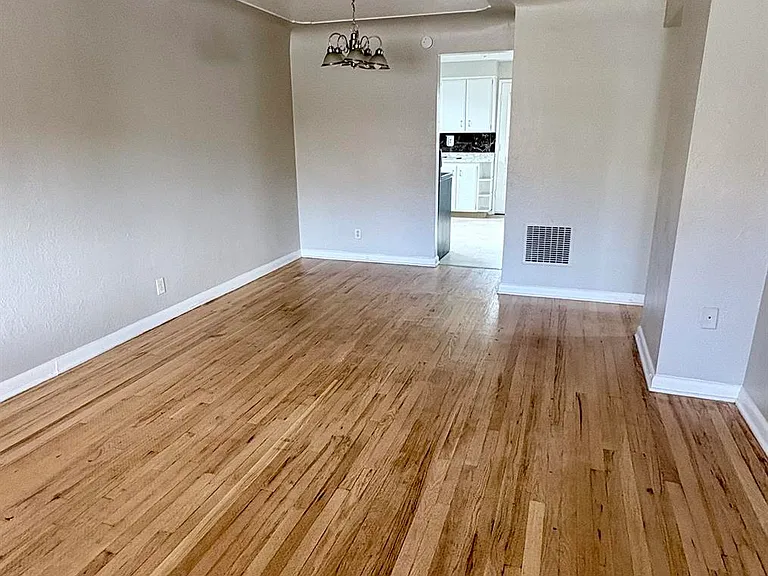 2340 S Race St Apartments — Photo 12