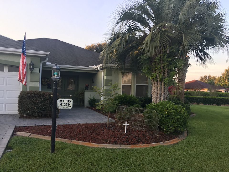 2nd image of 1002 San Antonio Ln