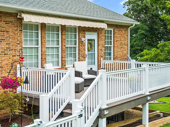 3rd image of 93 Cedar Creek Ln