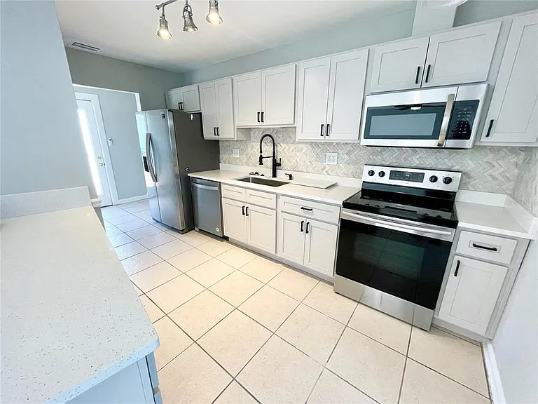 4608 S Hesperides St — Photo 9