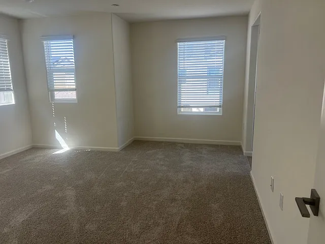1504 Pioneer Ln — Photo 9