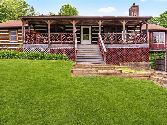 3rd image of 22 Lyon Hill Rd