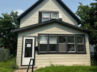 871 Magnolia Ave E, Saint Paul, MN 55106