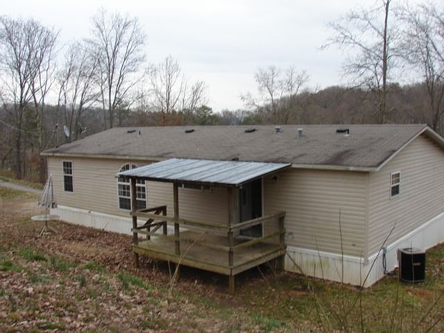 2nd image of 343 Pinhook Rd