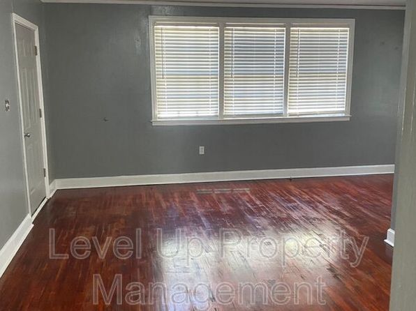 2742 Itasca Dr, Natchez, MS 39120