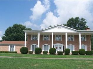 414 S Dogwood Dr, Berea, KY 40403