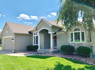 7728 Dove Ave, Kansas City, MO 64139