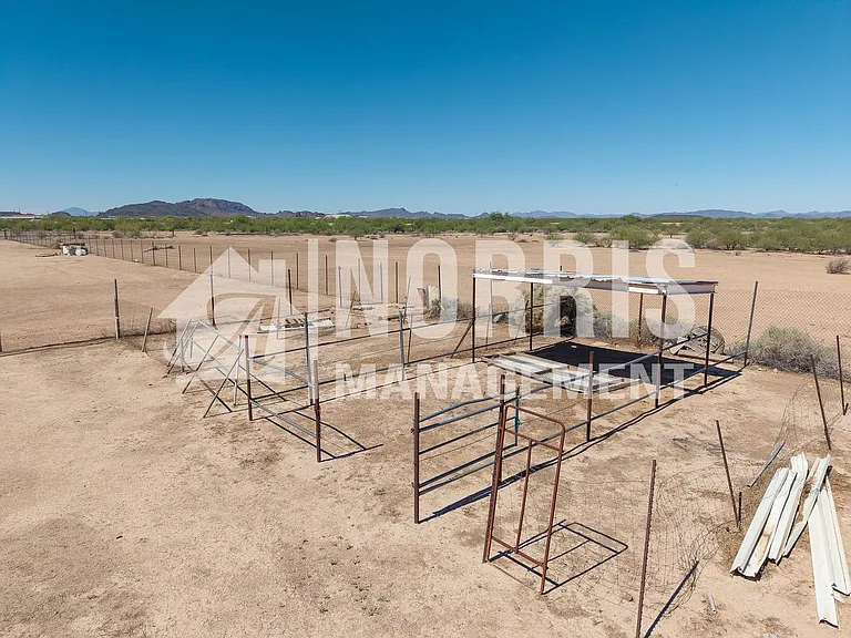 9960 S Niehaus Rd — Photo 47