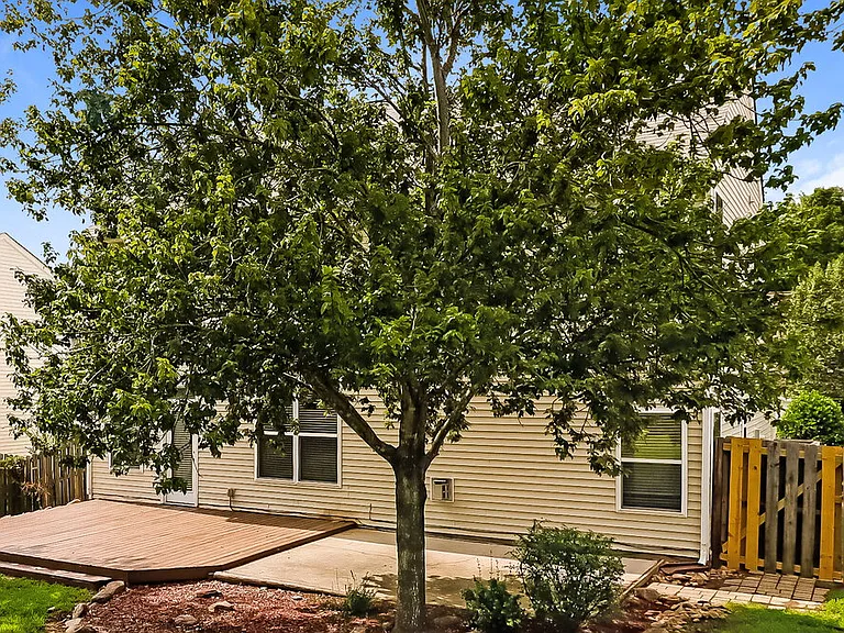 7034 Advocator Ln — Photo 17