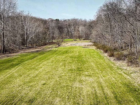 5th image of 849 Clark Rd