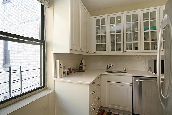 Sold by Corcoran | media 15