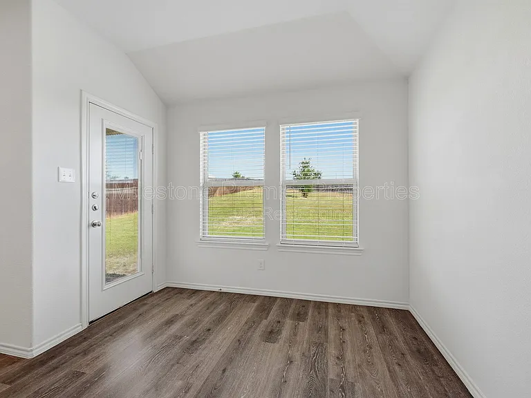 3311 Brookstone Dr — Photo 10