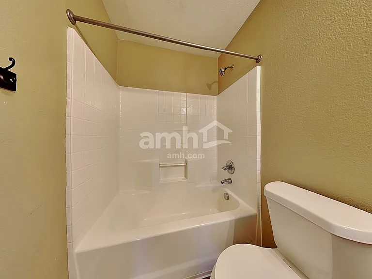 8923 Wild Rose Ln — Photo 17