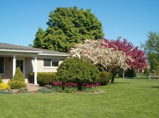 3761 Bald Mountain Rd, Lake Orion, MI 48360