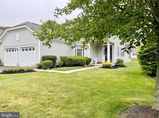 17 Stanford Rd E, Pennington, NJ 08534