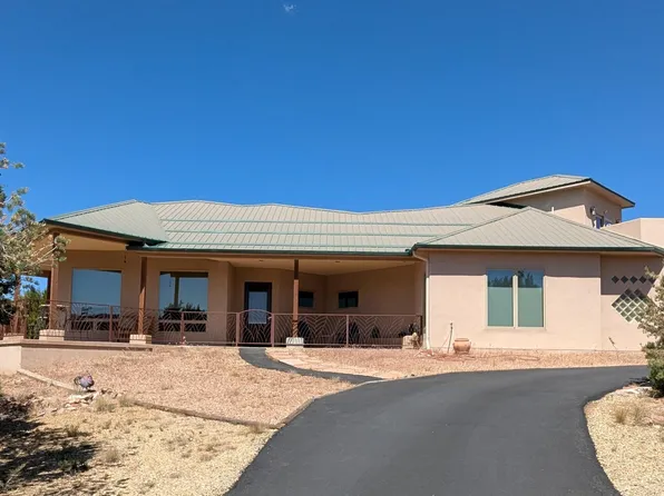 181 Paako Dr, Sandia Park, NM 87047