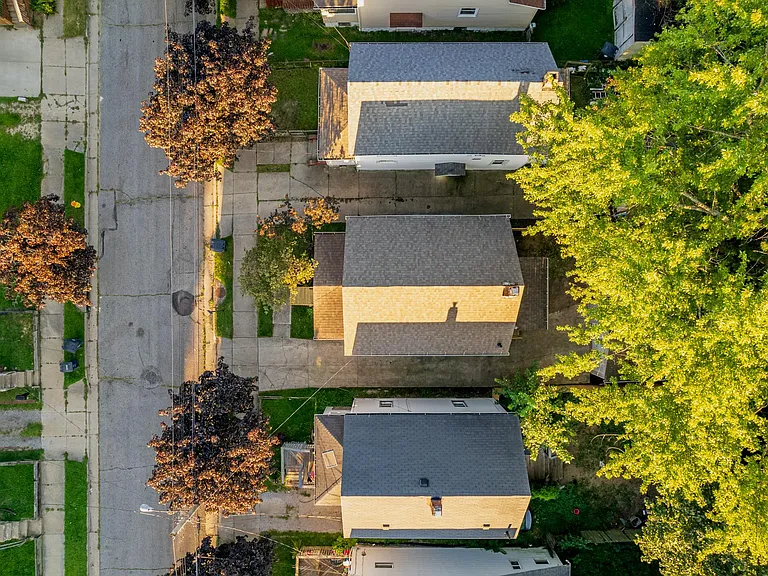 312 Upland Ave — Photo 30