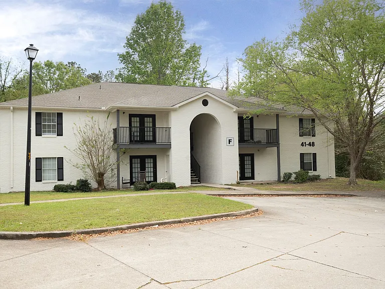 Camellia Place — Photo 2