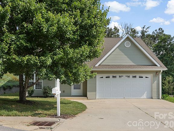 2nd image of 50 Ridgeland Ln