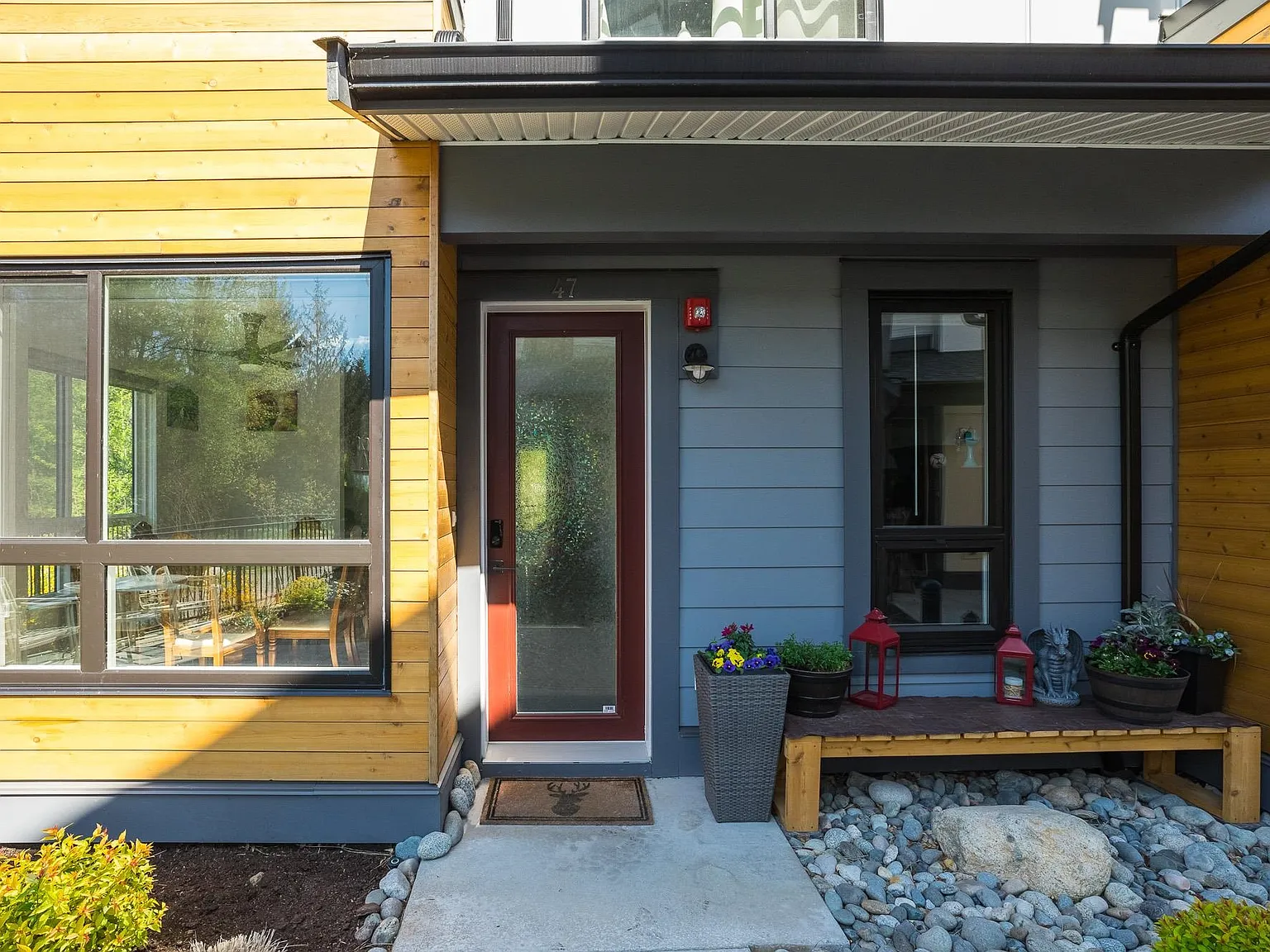 3 bed, 1610 sqft, $4,250 — Photo 2