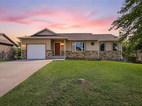 533 N Mulberry St, Gardner, KS 66030