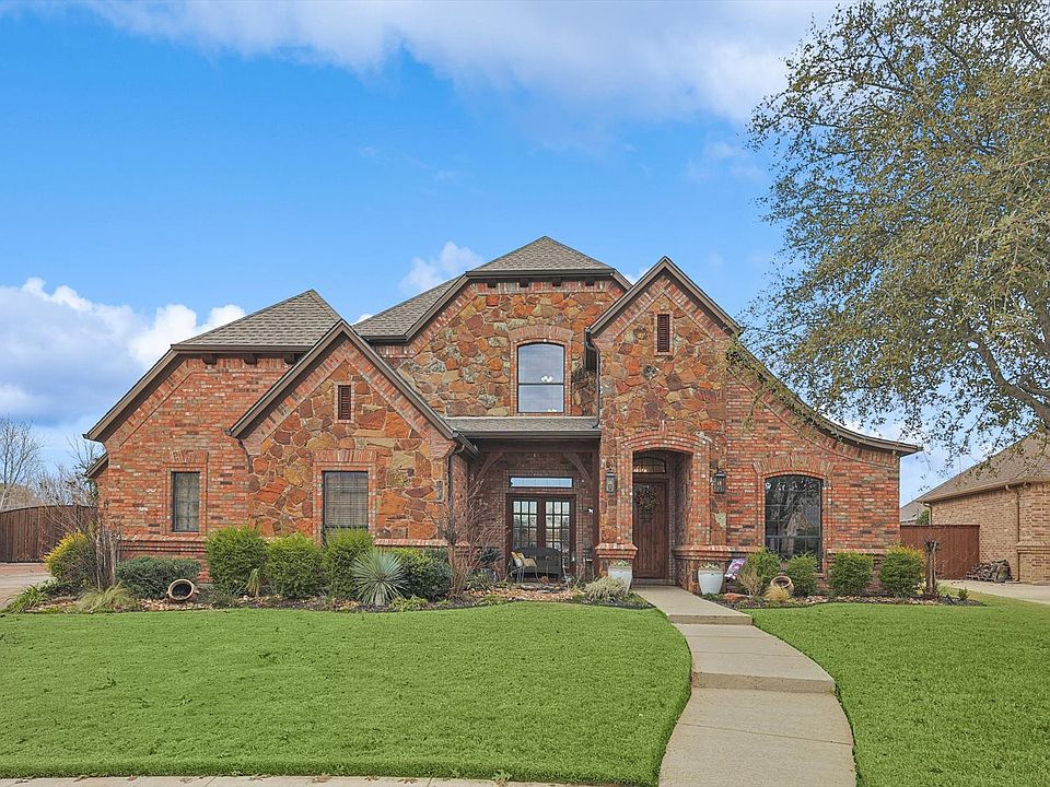 1st image of 8312 Oak Knoll Dr