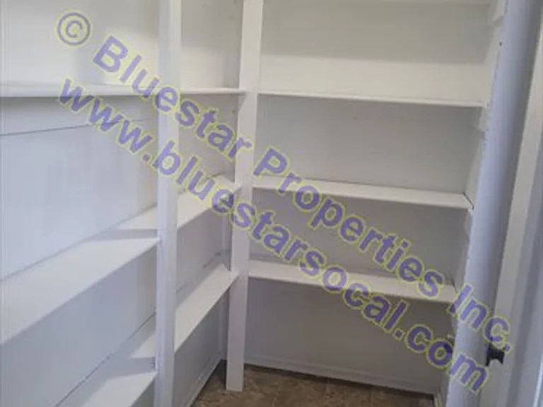 15469 Hesperia Rd — Photo 8
