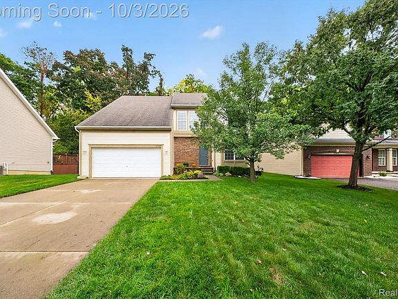 2nd image of 2752 W Amberly Blvd