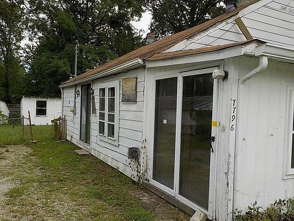 2nd image of 7796 Columbia Ave