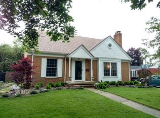 820 Snyder Rd, East Lansing, MI 48823