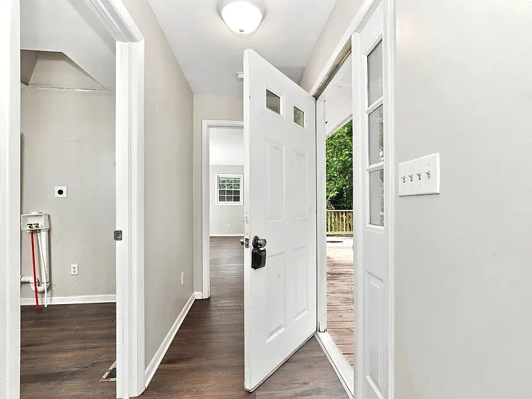 8611 Belews Creek Rd — Photo 3