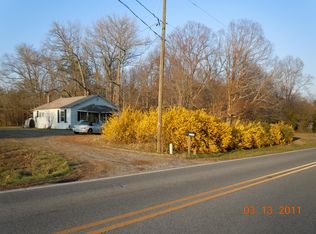 4242 Hamburg Mill Rd, Summerfield, NC 27358