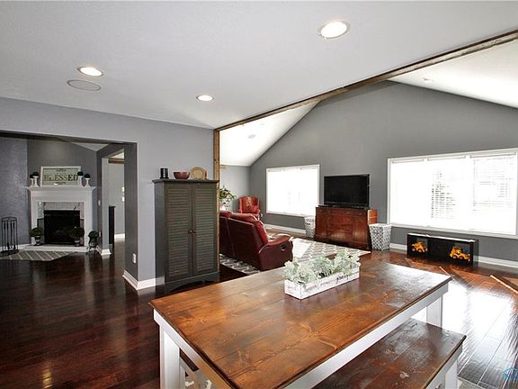 5th image of 10196 N Shannon Hills Dr