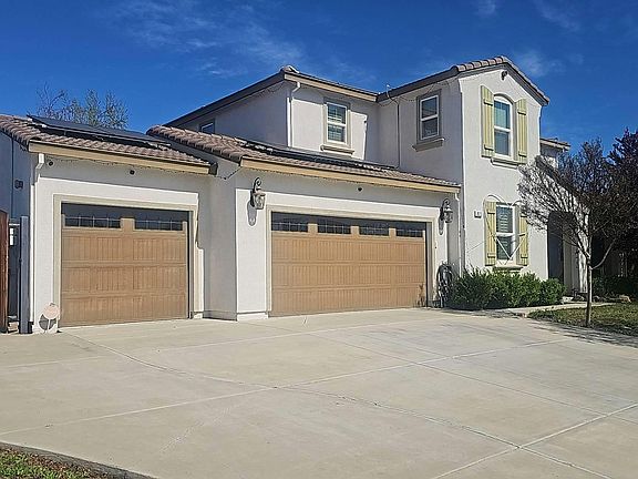 3rd image of 925 Poppy Dr
