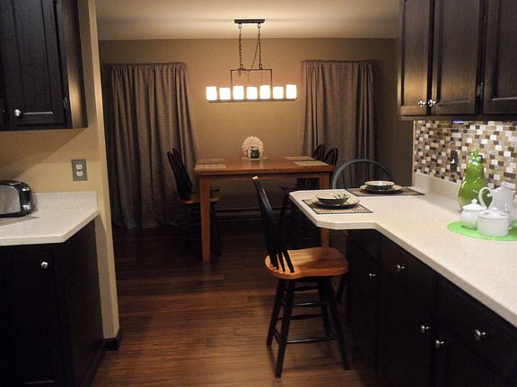 4th image of 206 Moonridge Ln