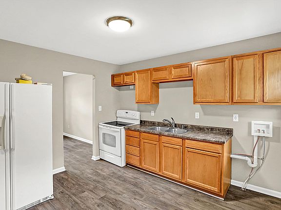 4th image of 5406 N Kercheval Dr