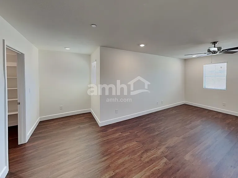 4753 Tire Swing St — Photo 8