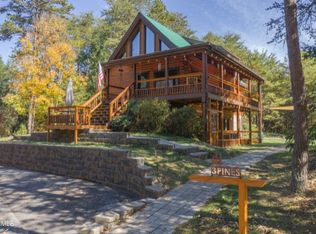 1524 Sandy Ridge Rd, Dandridge, TN 37725