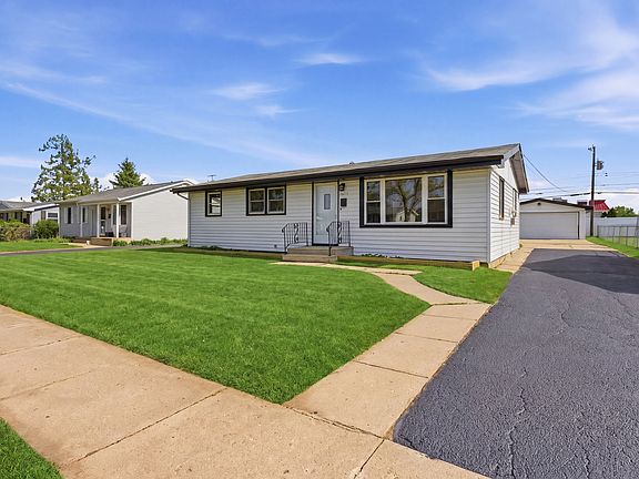 2nd image of 1021 Anna Ave